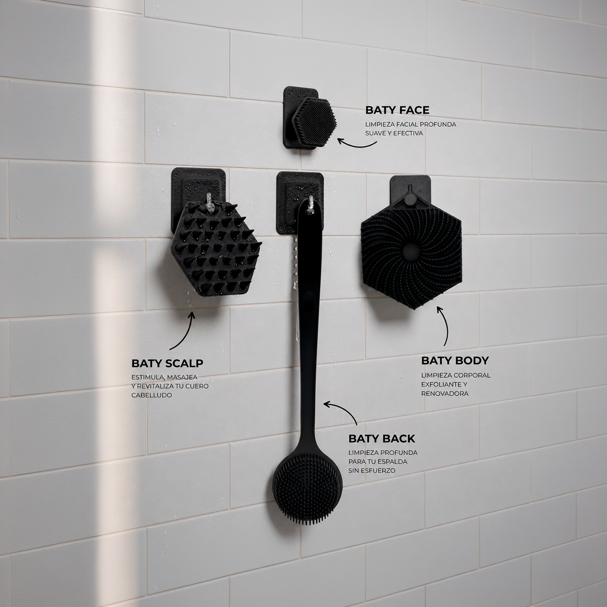 Kit Baty de 4 cepillos de silicona para la ducha con soportes adhesivos